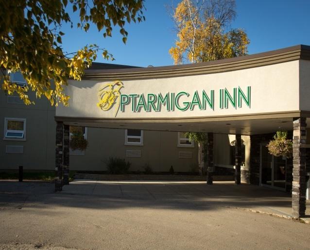 Ptarmigan Inn Hay River Bagian luar foto